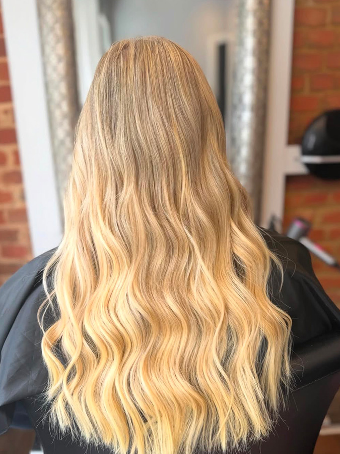 Blonde-long-waves